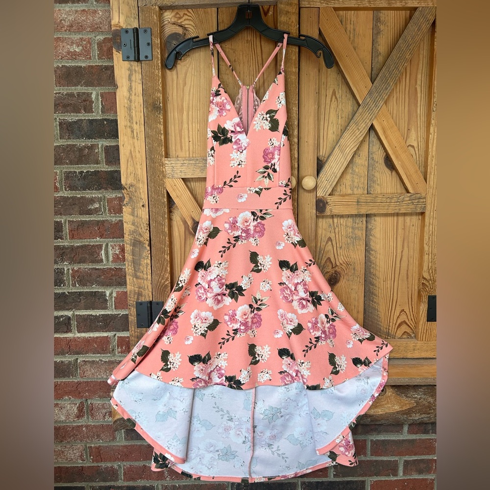 Junior’s summer dress.